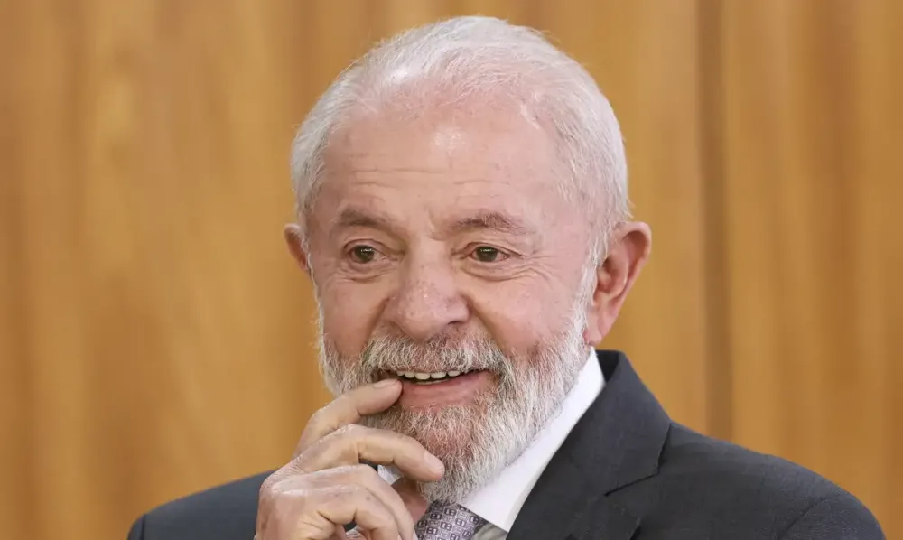 Lula dispara sobre jornalistas em evento: “Não valem nada”