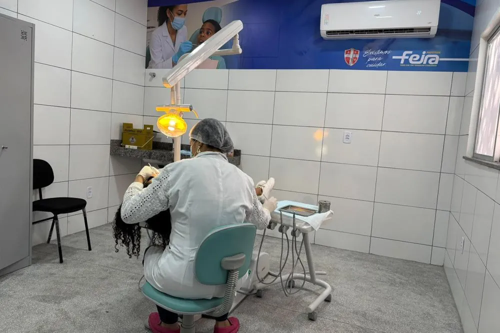 Prefeito José Ronaldo entrega obras de ampliação em unidade de saúde da Mangabeira